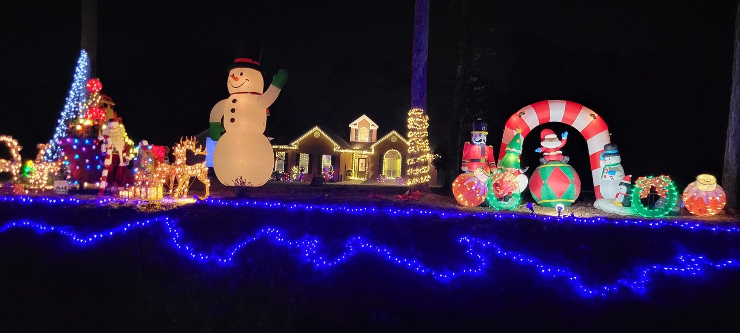 Loxley Library announces winners of Christmas light contest Gulf